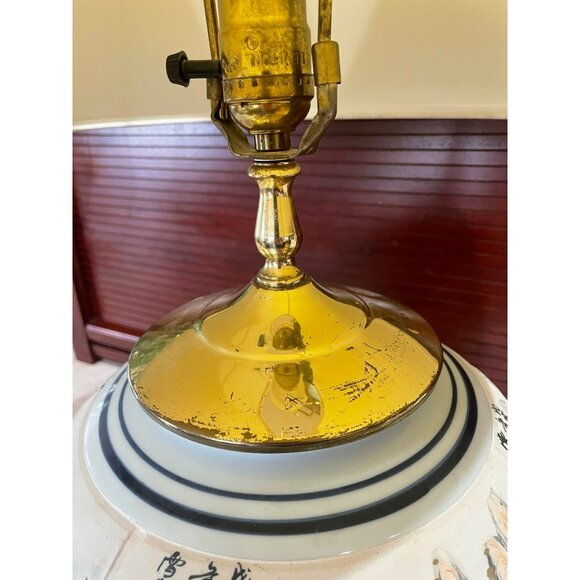 Vintage Hand-Painted Porcelain Table Lamp With Oriental Landscape Design & Brass - Picture 8 of 10